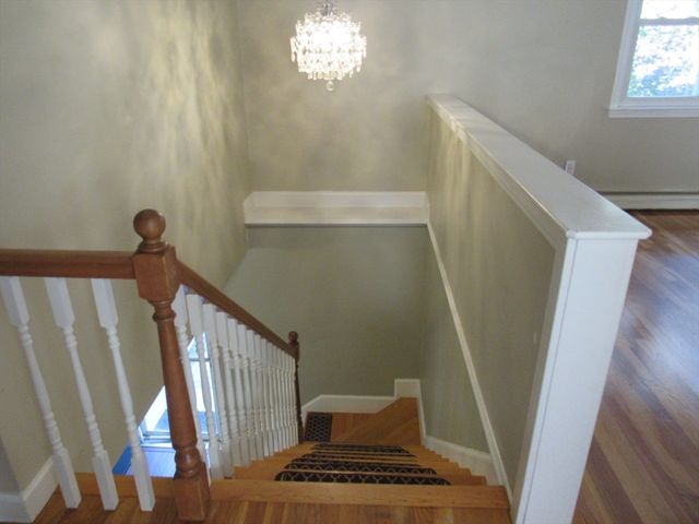 28 Knight Rd, Framingham, MA 01701