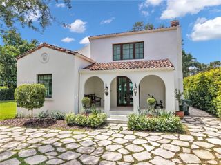 5730 SW 49th Street, South Miami, FL 33155