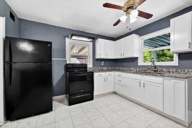 308 W Southside Ct, Louisville, KY 40214