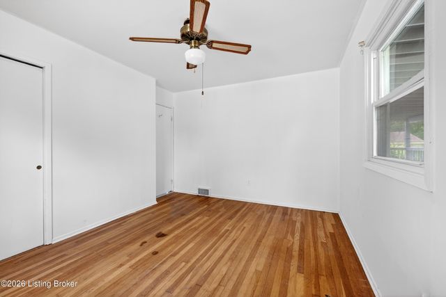 308 W Southside Ct, Louisville, KY 40214