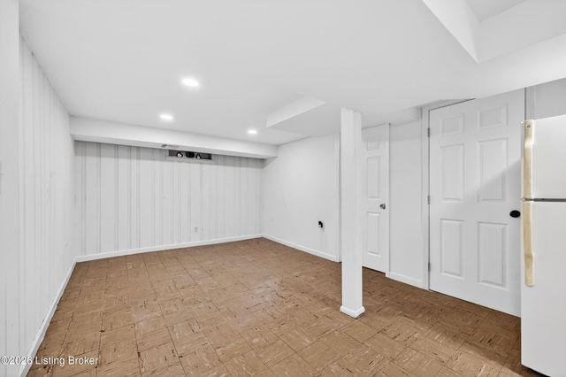 308 W Southside Ct, Louisville, KY 40214
