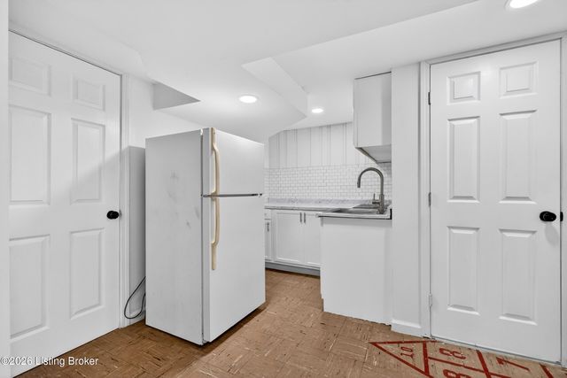 308 W Southside Ct, Louisville, KY 40214