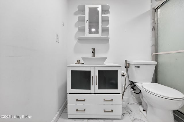 308 W Southside Ct, Louisville, KY 40214
