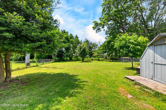 308 W Southside Ct, Louisville, KY 40214