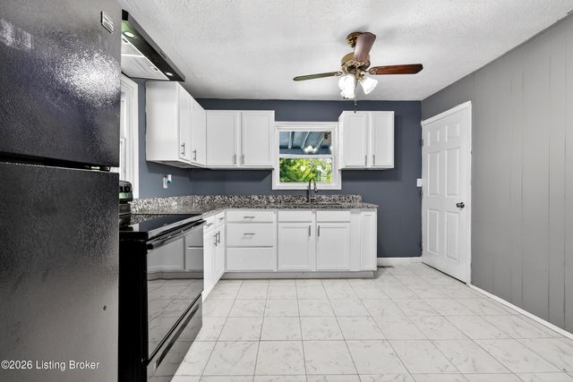 308 W Southside Ct, Louisville, KY 40214