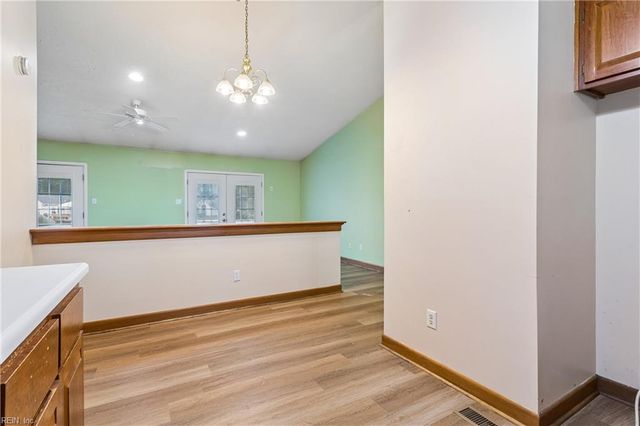 12 Waterview PT, Hampton, VA 23666