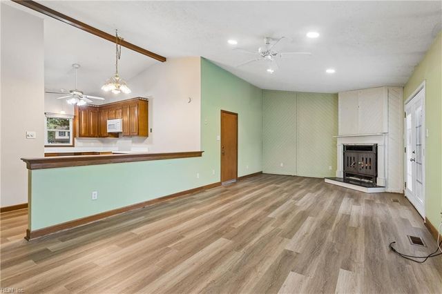 12 Waterview PT, Hampton, VA 23666