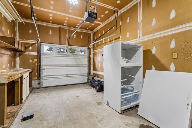 12 Waterview PT, Hampton, VA 23666