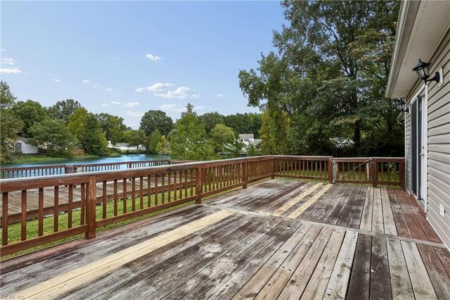 12 Waterview PT, Hampton, VA 23666