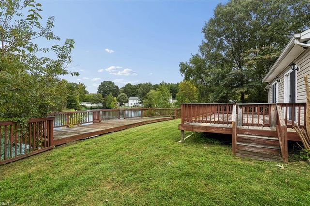 12 Waterview PT, Hampton, VA 23666