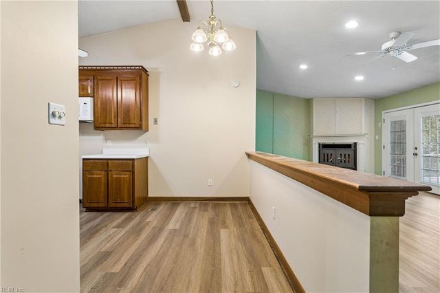 12 Waterview PT, Hampton, VA 23666
