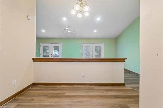 12 Waterview PT, Hampton, VA 23666