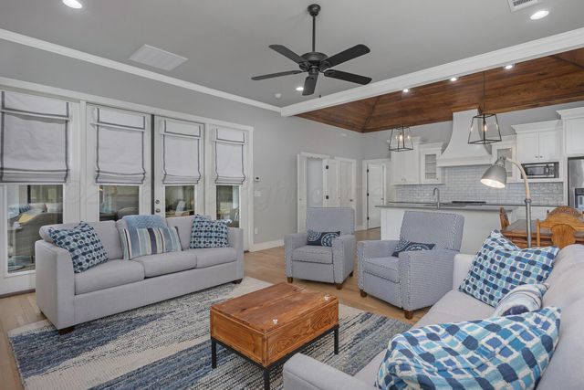 65 JYNTEEWOOD Circle, Canyon, TX 79015