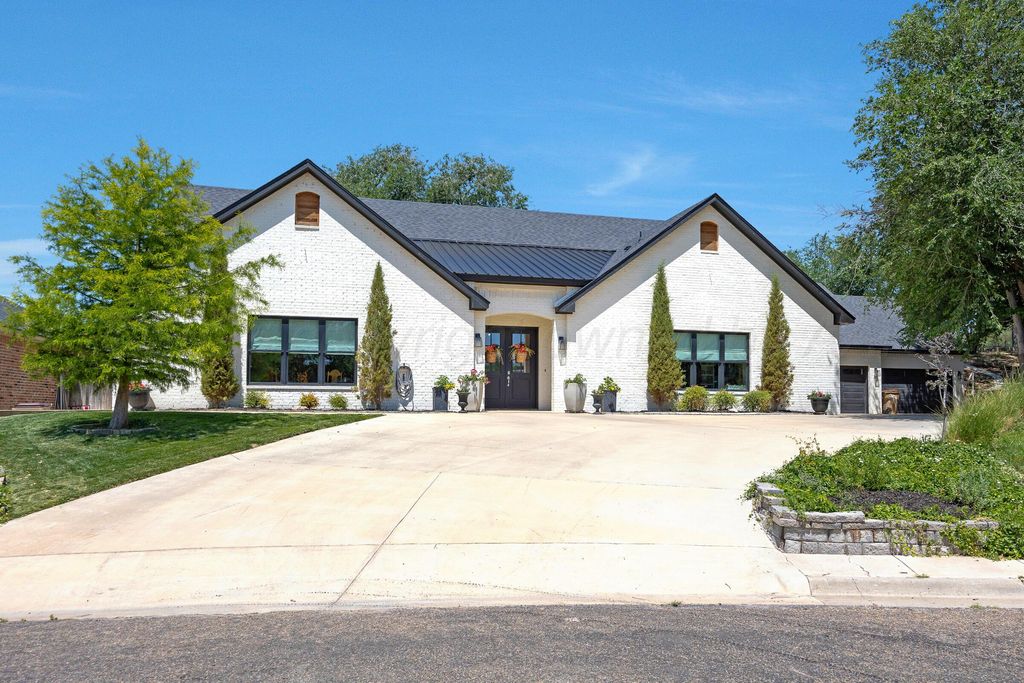 65 JYNTEEWOOD Circle, Canyon, TX 79015
