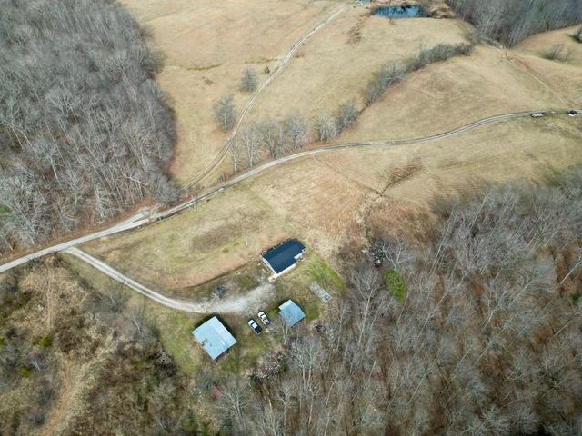 492 Short Ridge Road, Beattyville, KY 41311
