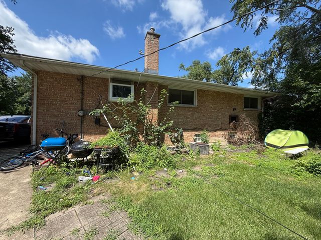 357 Serena Drive, Chicago Heights, IL 60411