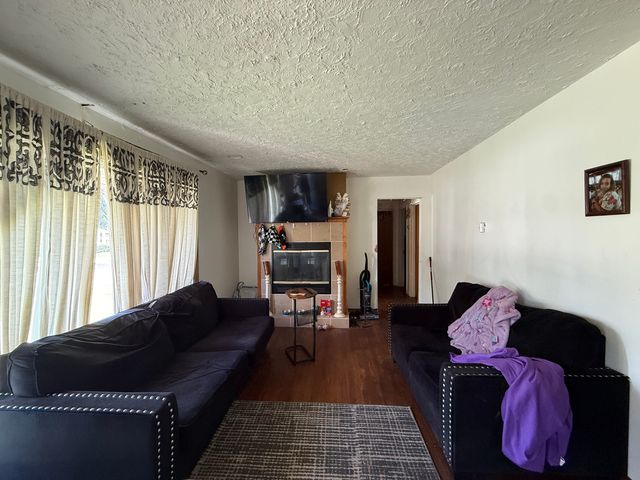 357 Serena Drive, Chicago Heights, IL 60411