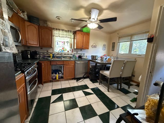 357 Serena Drive, Chicago Heights, IL 60411