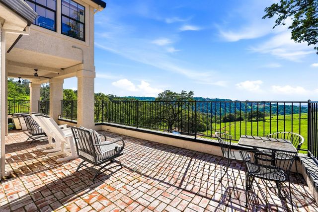 1780 Dove Tail Ln, El Dorado Hills, CA 95762