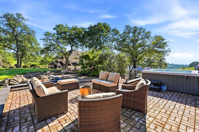 1780 Dove Tail Ln, El Dorado Hills, CA 95762