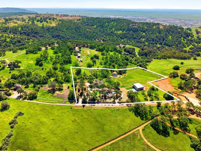 1780 Dove Tail Ln, El Dorado Hills, CA 95762