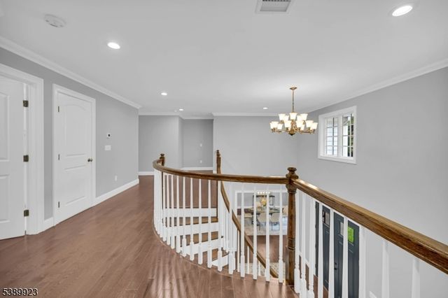 466 White Oak Ridge Rd, Millburn Twp., NJ 07078