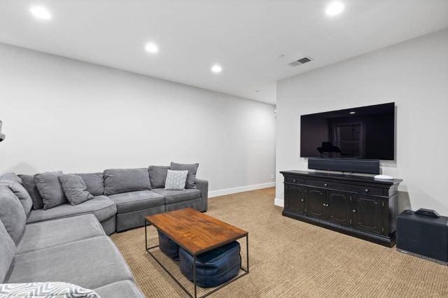 129 Dover Street, Los Gatos, CA 95032