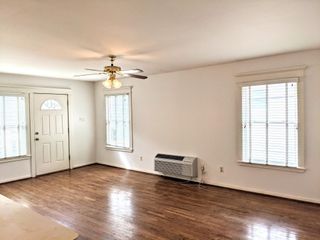 1807 Oxford Street 1/2, Houston, TX 77008
