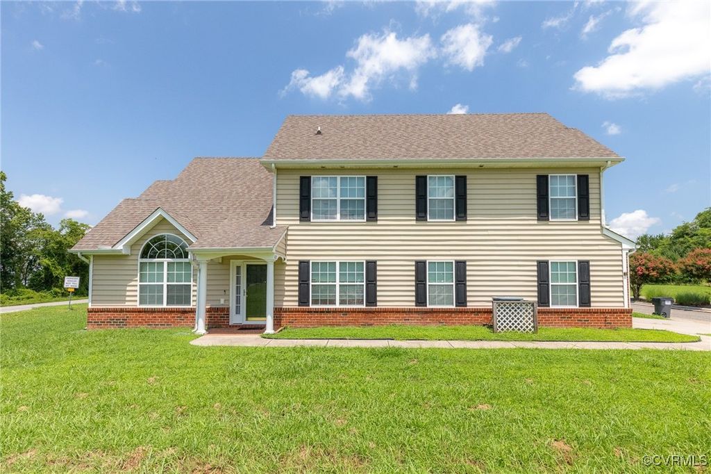 627 Waters Edge Rd, Prince George, VA 23860