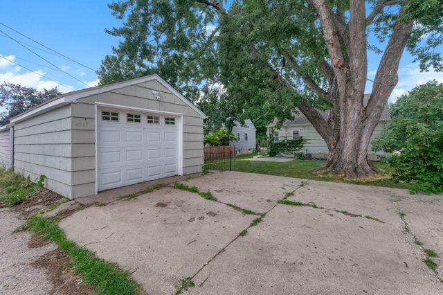 4317 17th Avenue S, Minneapolis, MN 55407