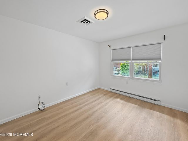 569A Sheffield Court, Lakewood, NJ 08701