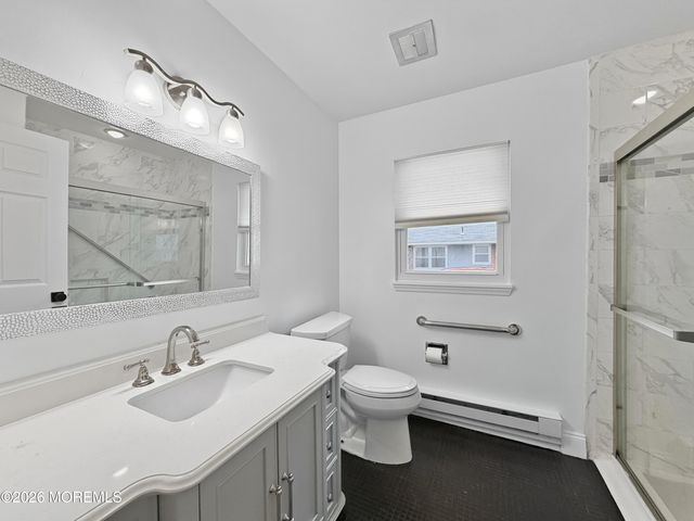 569A Sheffield Court, Lakewood, NJ 08701