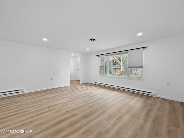 569A Sheffield Court, Lakewood, NJ 08701