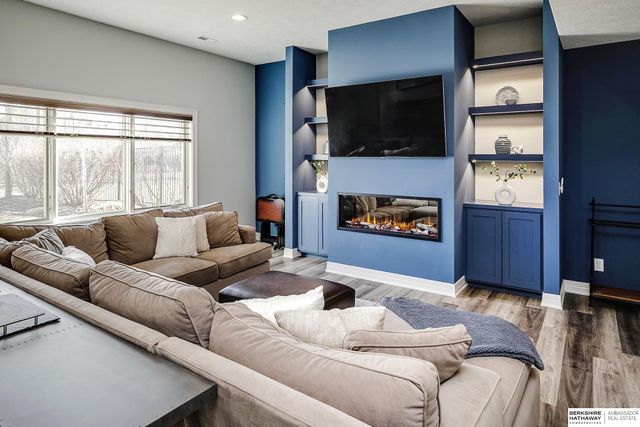 1425 N 191st Avenue, Omaha, NE 68022