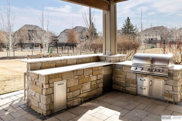 1425 N 191st Avenue, Omaha, NE 68022