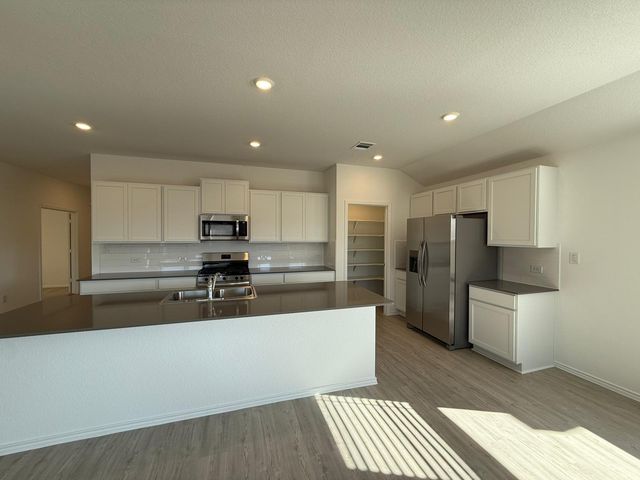 108 Mayacama LOOP, San Marcos, TX 78666
