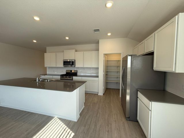 108 Mayacama LOOP, San Marcos, TX 78666