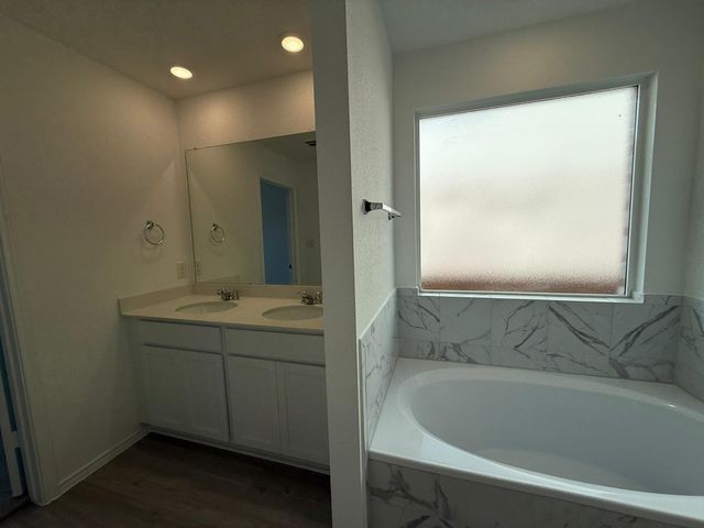 108 Mayacama LOOP, San Marcos, TX 78666