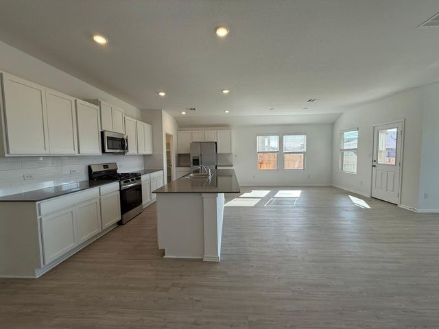 108 Mayacama LOOP, San Marcos, TX 78666