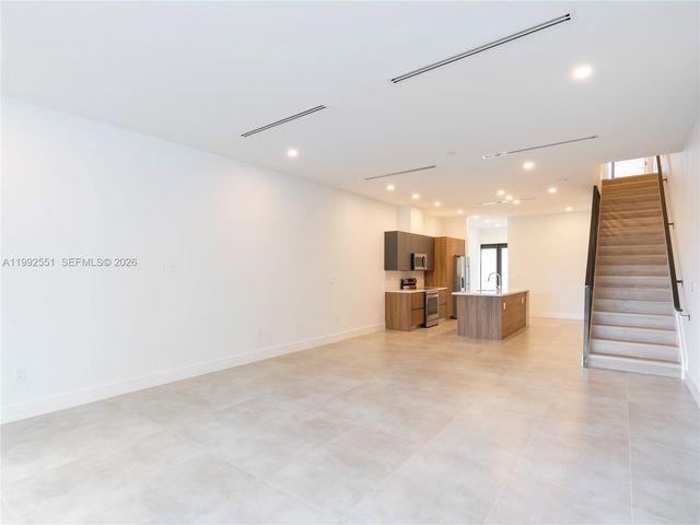 1118 NE 10th Ave, Fort Lauderdale, FL 33304