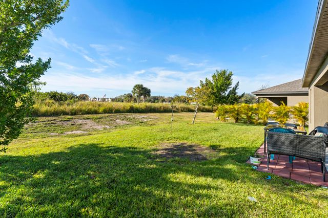 5536 Imagination Drive, Fort Pierce, FL 34947