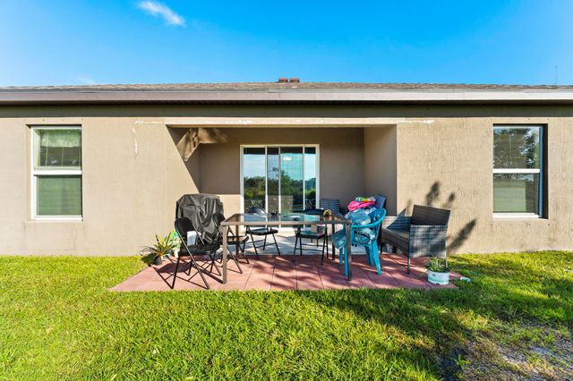 5536 Imagination Drive, Fort Pierce, FL 34947