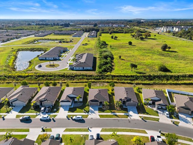 5536 Imagination Drive, Fort Pierce, FL 34947