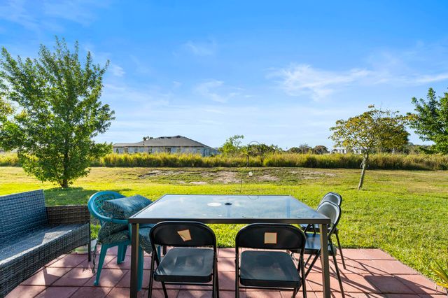 5536 Imagination Drive, Fort Pierce, FL 34947