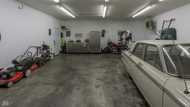 2029 Winton Avenue, Speedway, IN 46224