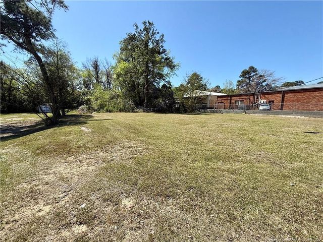 1021 Bragg Boulevard, Fayetteville, NC 28301