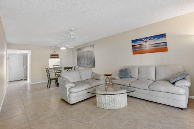 265 SE 10th Street 11c, Deerfield Beach, FL 33441