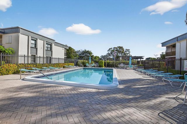 265 SE 10th Street 11c, Deerfield Beach, FL 33441