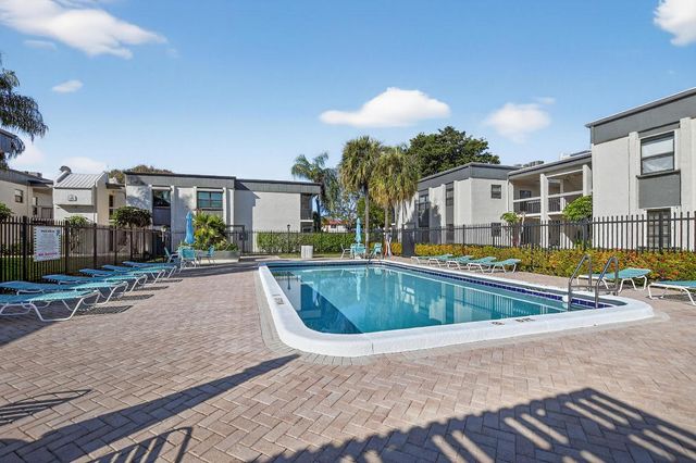 265 SE 10th Street 11c, Deerfield Beach, FL 33441