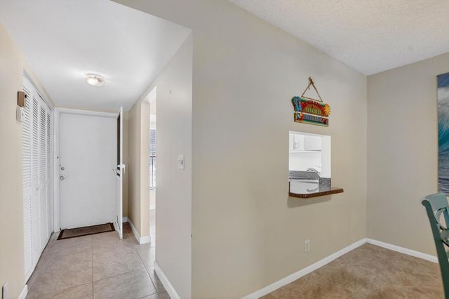 265 SE 10th Street 11c, Deerfield Beach, FL 33441